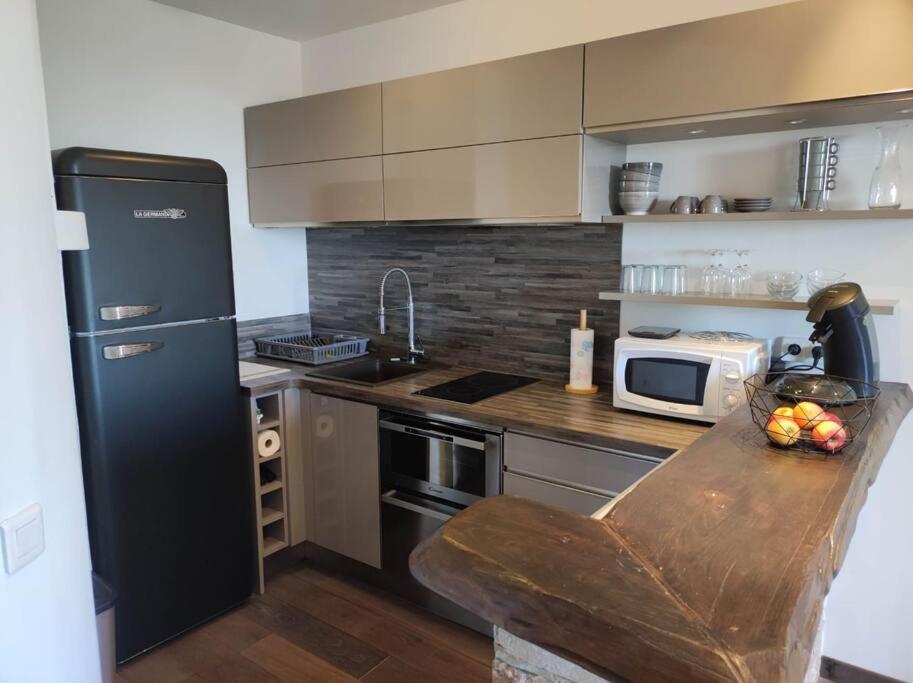 Apartment Sur Le Port Marina Palmu Porto-Vecchio (Corsica)